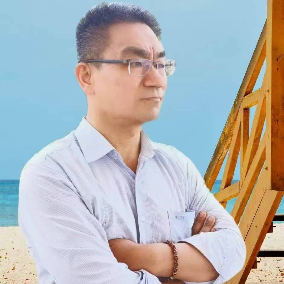 中华民藏网  总裁 薛平